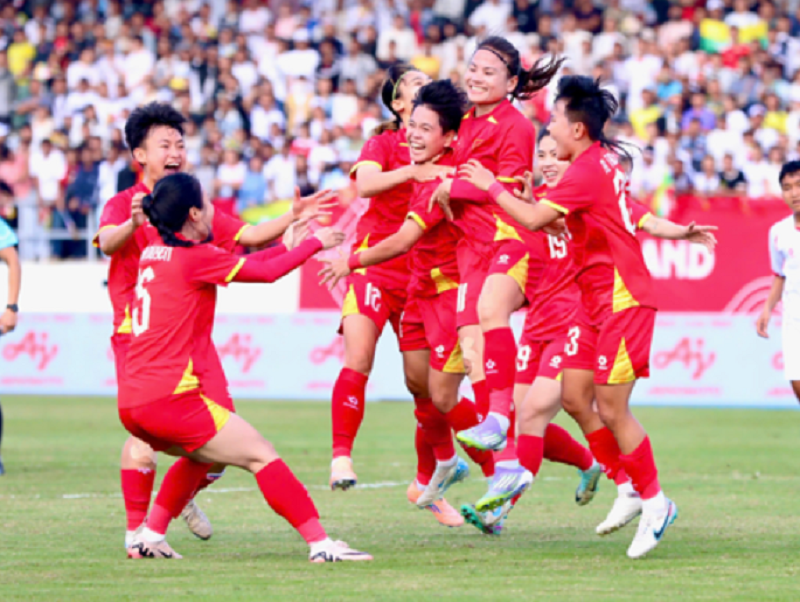 tuyen-nu-viet-nam-the-hien-ban-linh-thep-truoc-suc-ep-khan-gia-myan