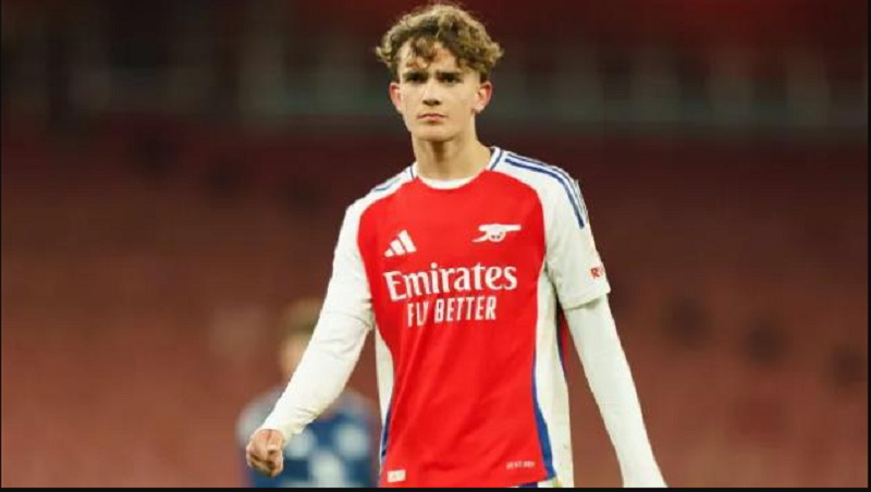 con-sot-max-dowman-khien-arsenal