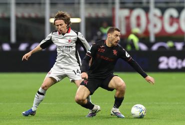 AC Milan vs Torino (00:00 – 22/03)