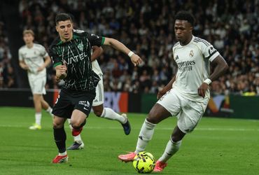 Real Madrid vs Elche (03:00 – 15/03)